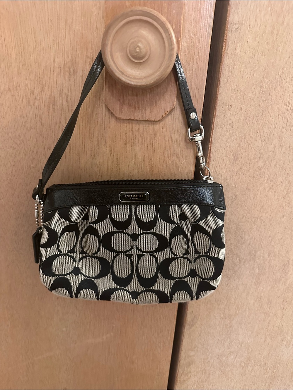 Coach Black and Beige Signature Jacquard Wristlet